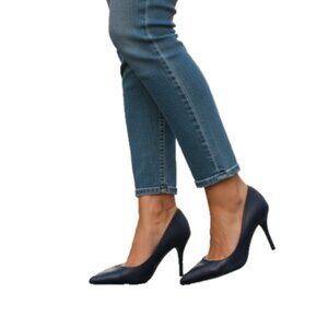 Coach Black Leather Stiletto Pumps Sz 7.5 Pointed Toe High Heels Made in Italy